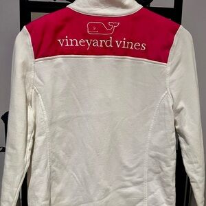 Vineyard Vines White and Pink Vest for Casual Comfort